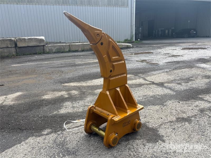 Warrior WRC20-025 Excavator Ripper - Fits Cat 320 / 20 - 2 Kaabitsad