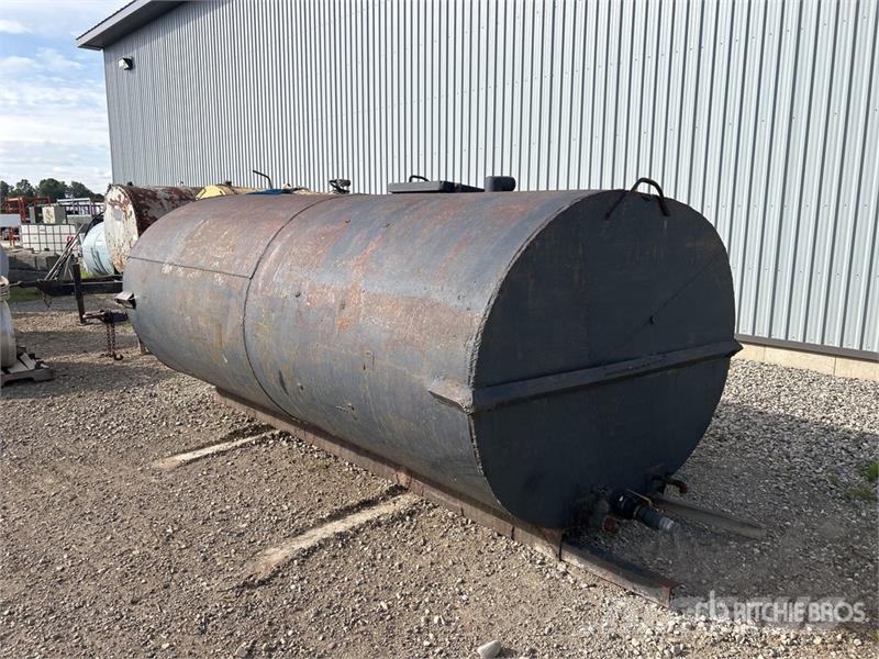 Water Tank Паливні та присадочні баки