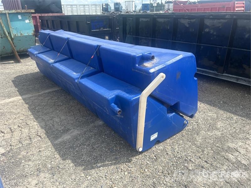  Water Tank Nádrže na palivo a aditiva