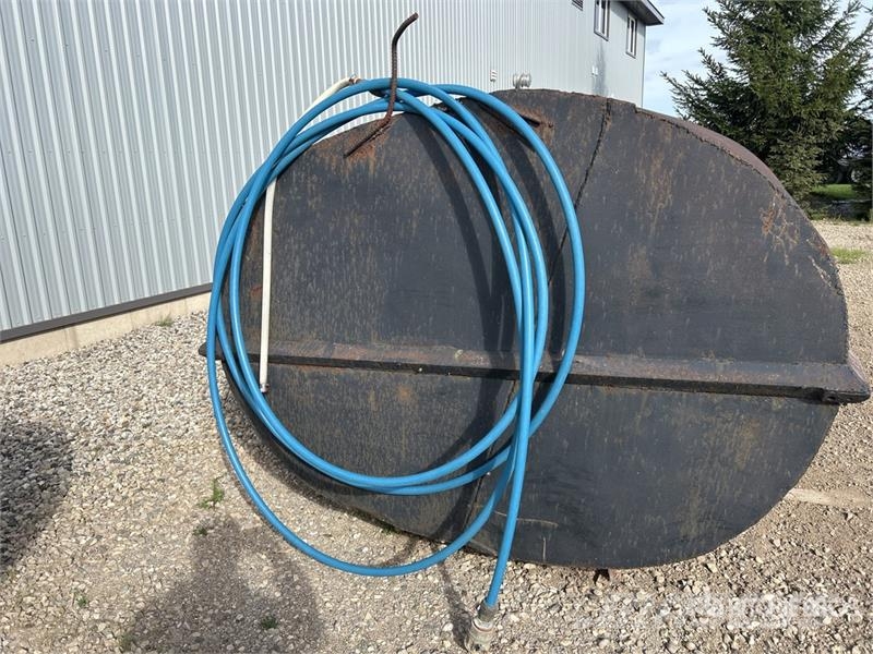 Water Tank Паливні та присадочні баки