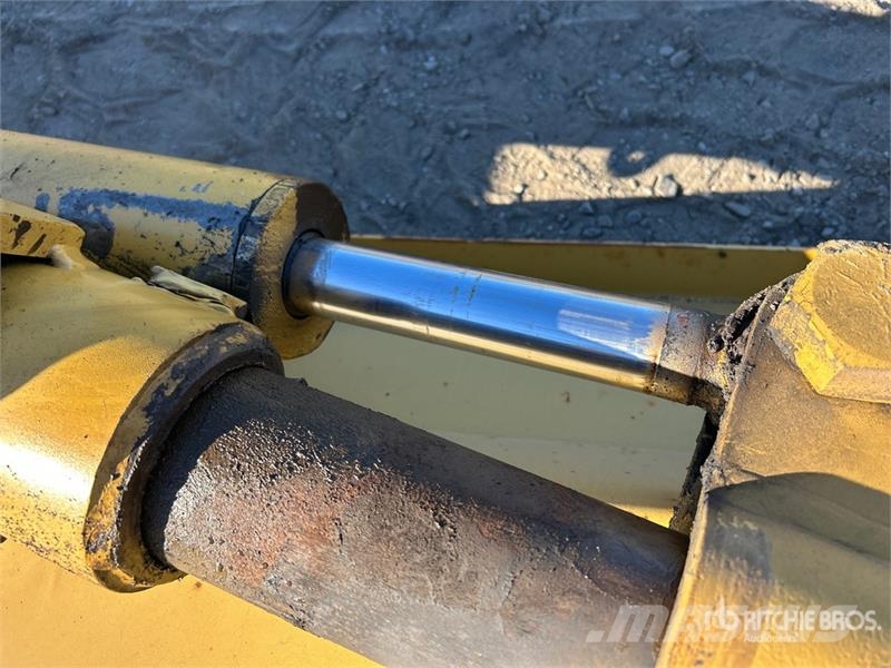 WBM 144 in Motor Grader Snow Wing - Fits Cat 160M حراثات ونصول الجليد