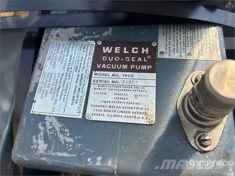  Welch 1402 Vaccuum pump Bombas de agua
