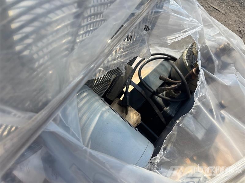  Welch 1402 Vaccuum pump Bombas de agua