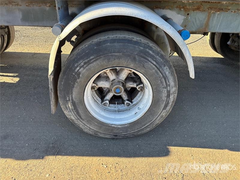Westank Tri/A Spread Axle Tanker Trailer Прицепы-цистерны