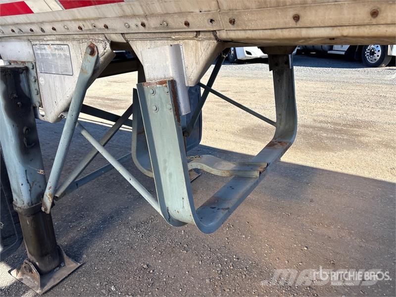 Westank Tri/A Spread Axle Tanker Trailer Прицепы-цистерны