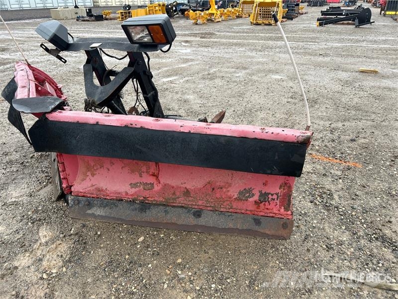 Western 10 ft Snow Plow Снежные отвалы и плуги