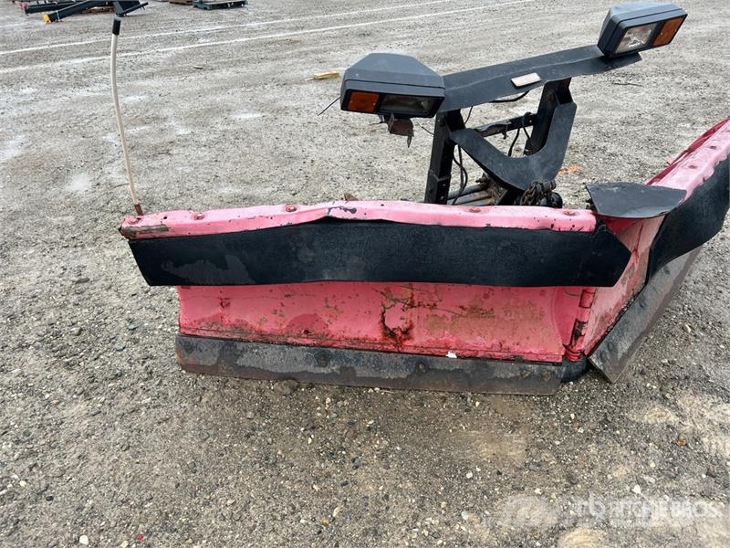 Western 10 ft Snow Plow Снежные отвалы и плуги