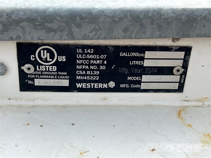 Western 10TCG 1000 L Fuel Tank Kraftstoff- und Zusatzstoffbehälter