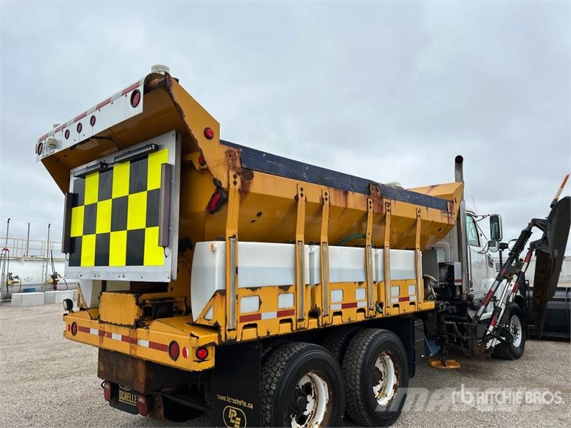 Western 4700 SF 6x4 Snow Plow Truck Комунальні автомобілі / автомобілі загального призначення
