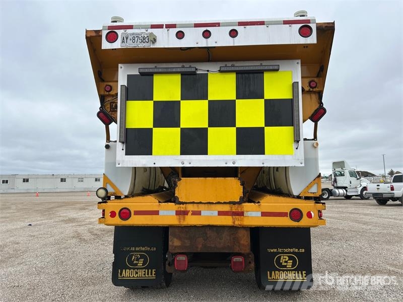 Western 4700 SF 6x4 Snow Plow Truck Комунальні автомобілі / автомобілі загального призначення