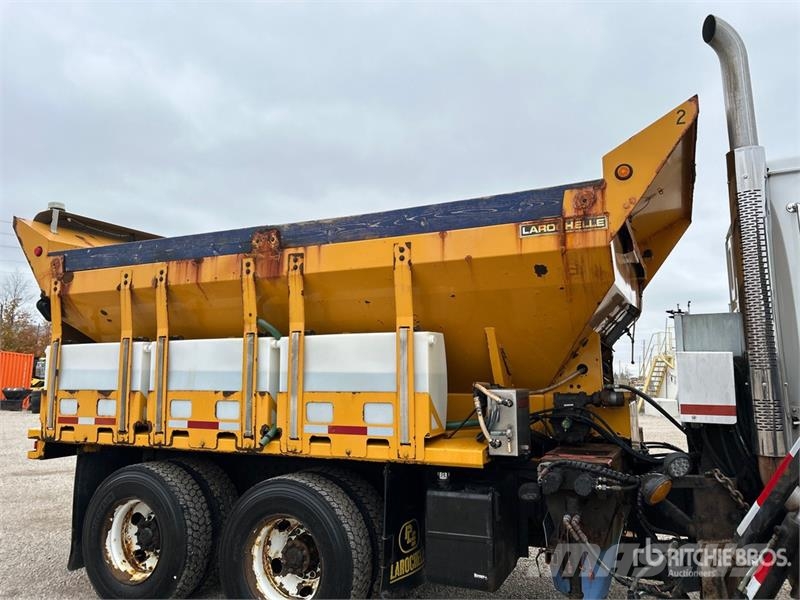 Western 4700 SF 6x4 Snow Plow Truck Комунальні автомобілі / автомобілі загального призначення