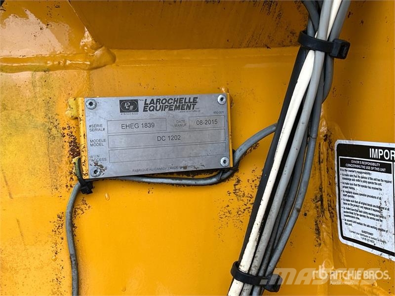 Western 4700 SF 6x4 Snow Plow Truck Комунальні автомобілі / автомобілі загального призначення
