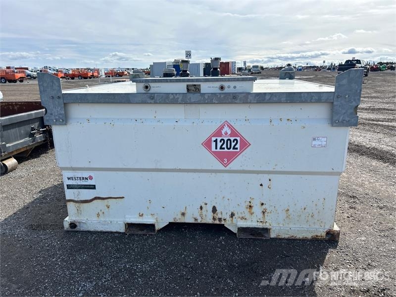 Western Global Fuel Cube 4700 L Skid Mounted Steel Fuel Ta Kraftstoff- und Zusatzstoffbehälter