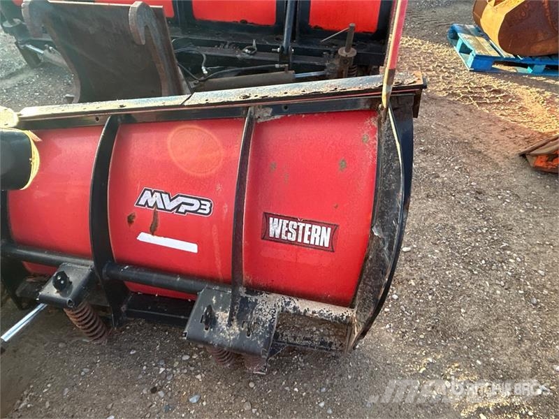 Western MVP3 9.5 Ft V Snow Plow Hojas y cuñas quitanieves
