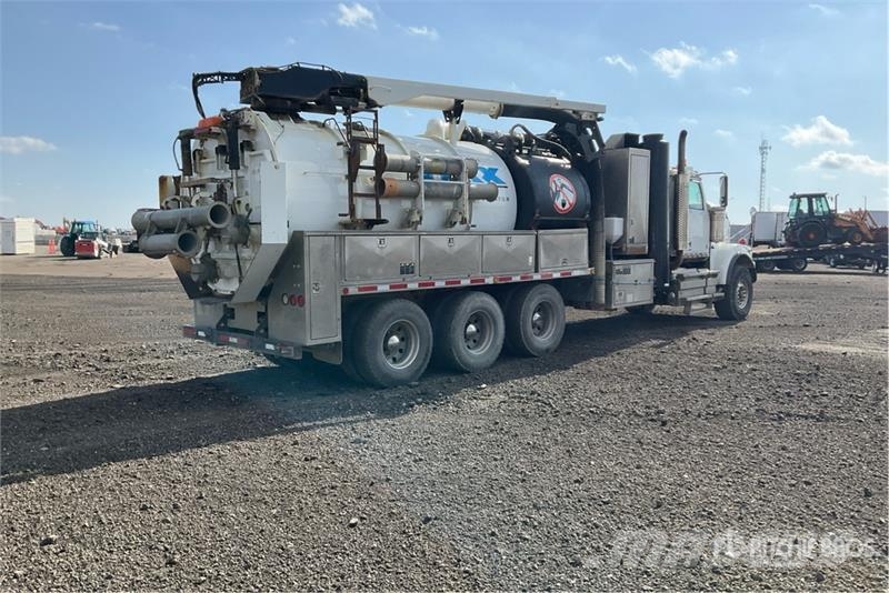 Western Star 21HXXPD15 on Western Star 4900FA 8x6 Vacuum Excava Kombi vozila/ vakum kamioni