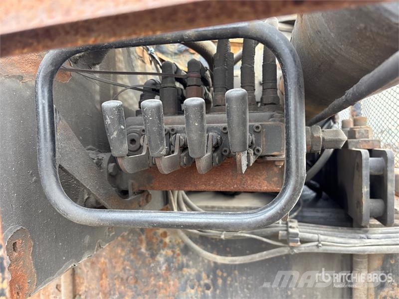Western Star 335 K-4 CLX 7500 lb Knuckle Boom on Western Star 4 크레인 트럭