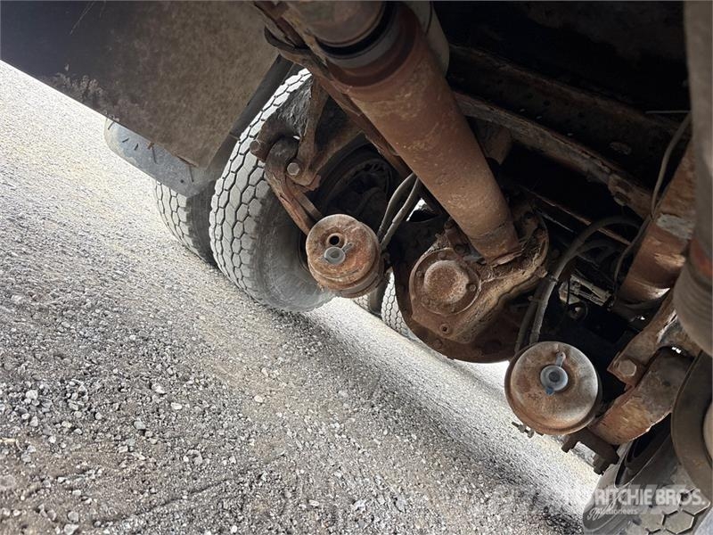 Western Star 335 K-4 CLX 7500 lb Knuckle Boom on Western Star 4 크레인 트럭