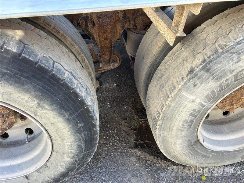 Western Star 4700 Kabine i unutrašnjost