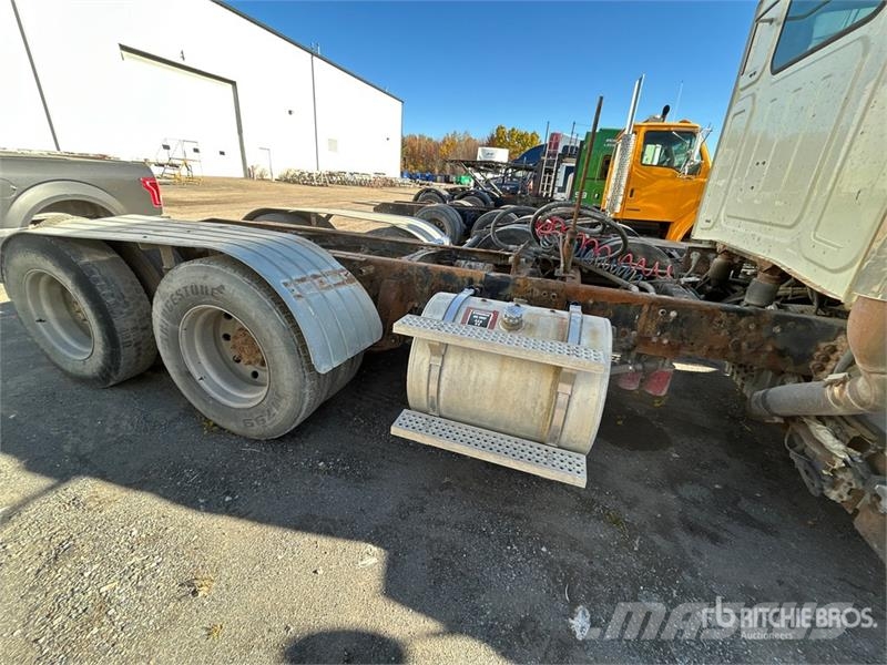 Western Star 4700 Kabine i unutrašnjost