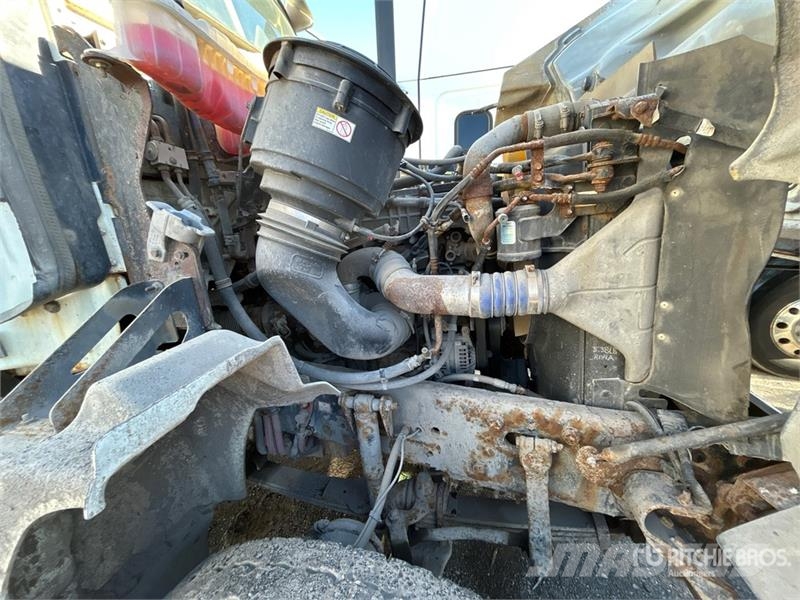 Western Star 4700 Kabine i unutrašnjost