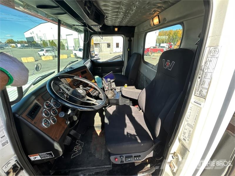 Western Star 4700 4x4 Snow Plow Truck Komunální / Multi-užitková vozidla