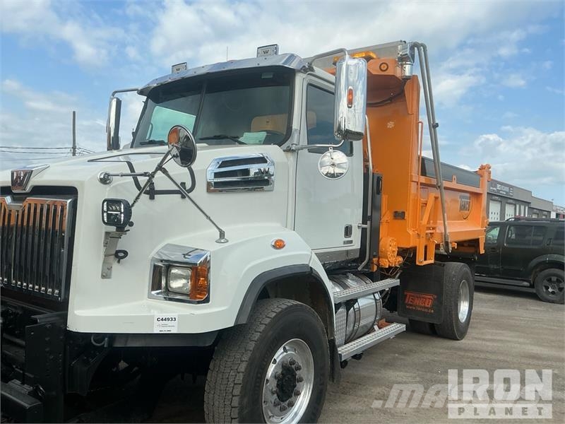Western Star 4700 4x4 Snow Plow Truck Kommunalt / generelt kjøretøy