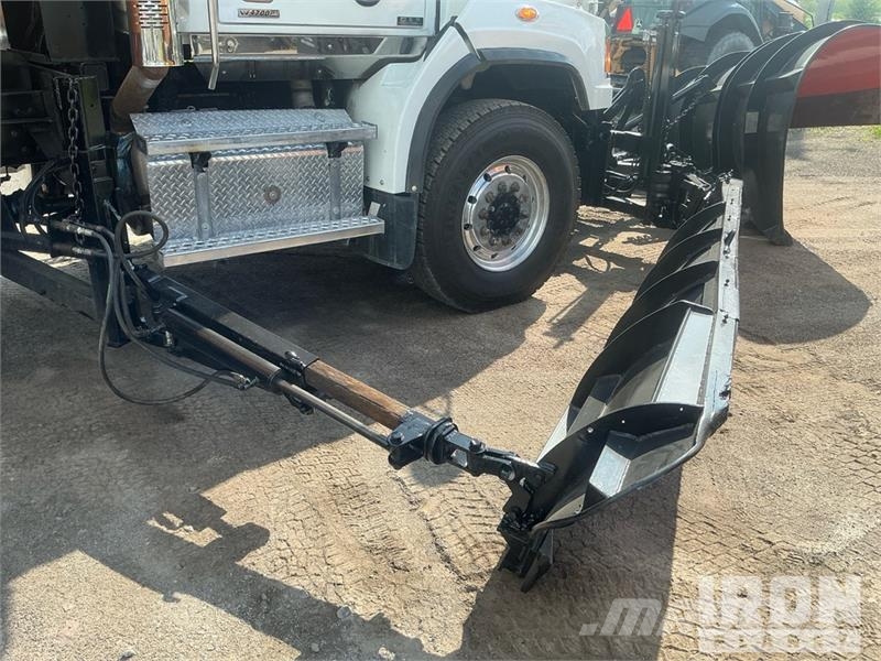 Western Star 4700 4x4 Snow Plow Truck Kommunalt / generelt kjøretøy