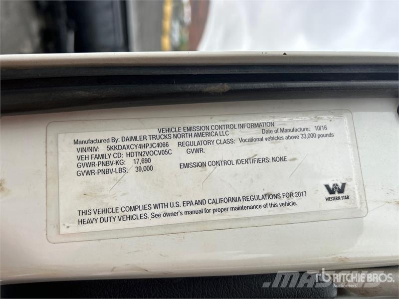 Western Star 4700 4x4 Snow Plow Truck Onderhoud voertuigen