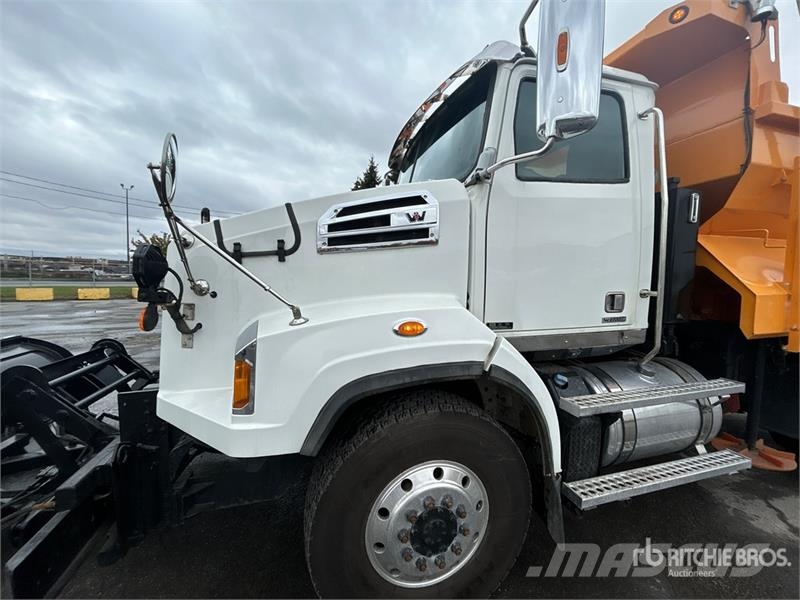 Western Star 4700 4x4 Snow Plow Truck Onderhoud voertuigen