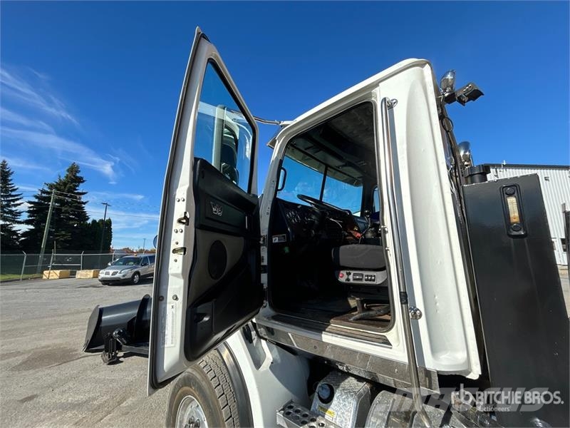Western Star 4700 4x4 Snow Plow Truck Komunální / Multi-užitková vozidla