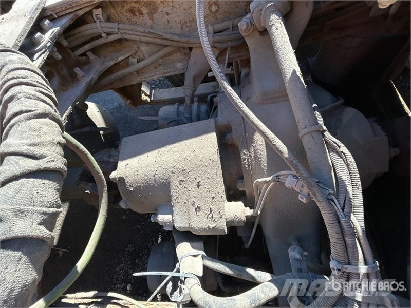 Western Star 4700 6x4 T/A Day Cab Truck Tractor (Inoperable) وحدات الجر
