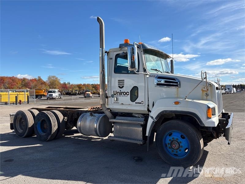Western Star 4700 6x4 Cab and Chassis Kabine i unutrašnjost