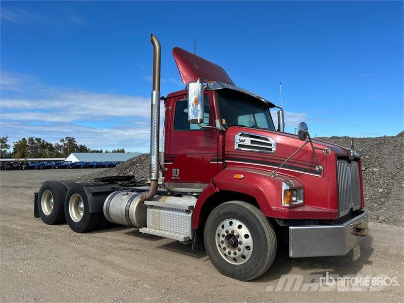 Western Star 4700 6x4 T/A Day Cab Truck Tractor وحدات الجر