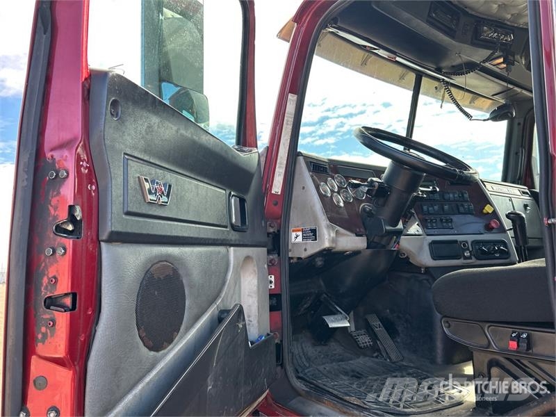 Western Star 4700 6x4 T/A Day Cab Truck Tractor وحدات الجر