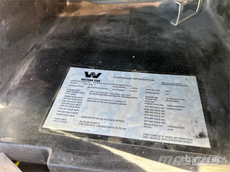 Western Star 4700 6x4 T/A Day Cab Truck Tractor (Inoperable) وحدات الجر