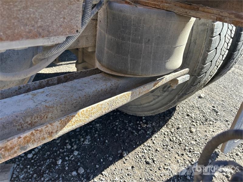 Western Star 4700 6x4 T/A Day Cab Truck Tractor (Inoperable) وحدات الجر