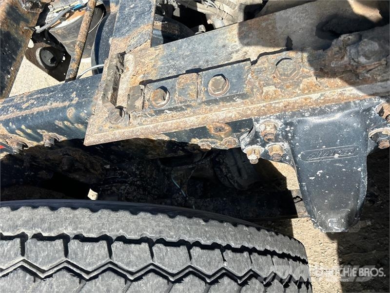 Western Star 4700 6x4 T/A Day Cab Truck Tractor وحدات الجر