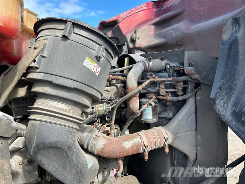 Western Star 4700 6x4 T/A Day Cab Truck Tractor وحدات الجر