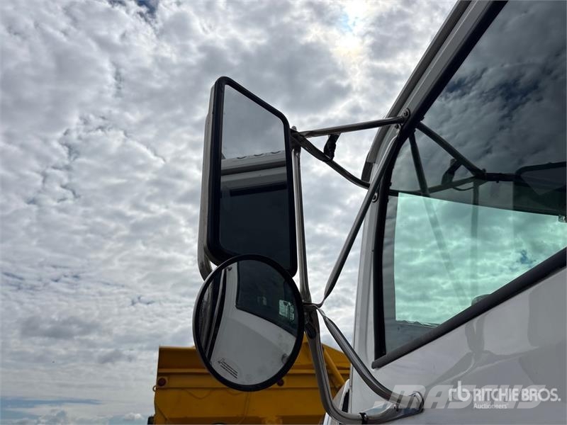 Western Star 4700 8x4 Twin-Steer T/A Dump Truck Lastbiler med tip