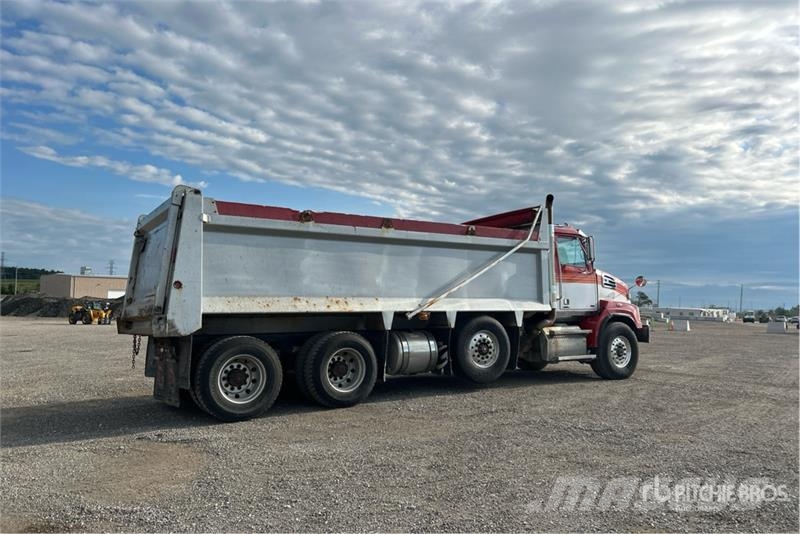 Western Star 4700 8x4 Tri/A Dump Truck 덤프 트럭