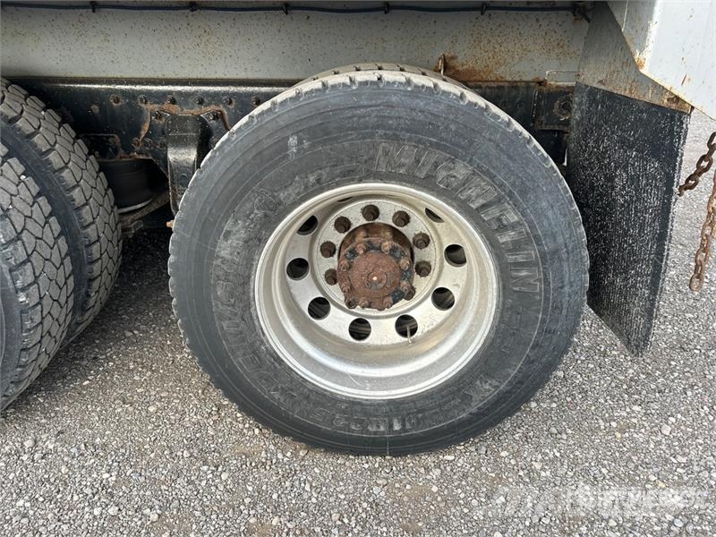 Western Star 4700 8x4 Tri/A Dump Truck 덤프 트럭