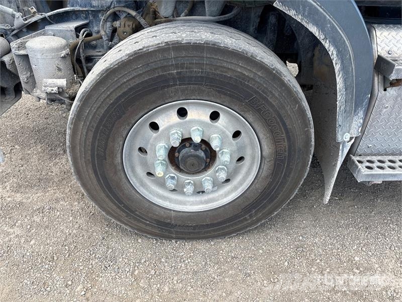 Western Star 4700SB 8x4 Twin-Steer Tri/A Dump Truck 덤프 트럭