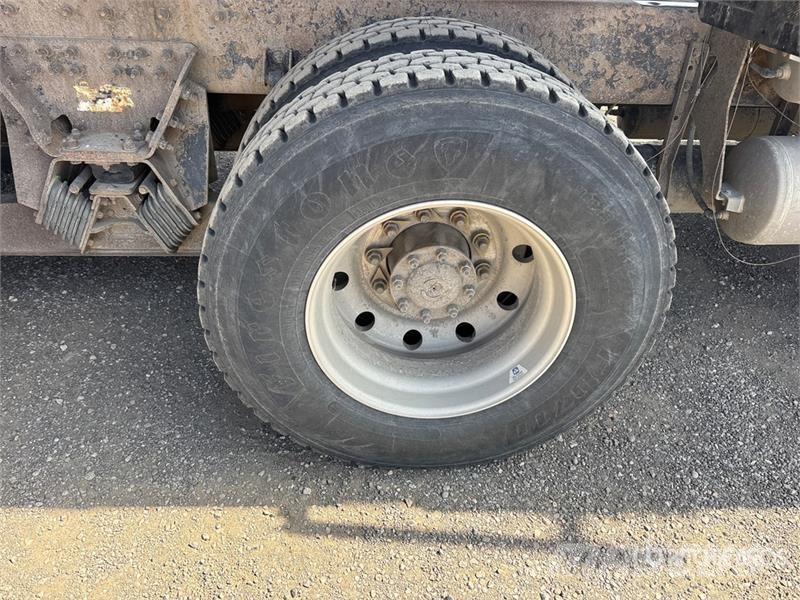 Western Star 4700SB 8x4 Tri/A Dump Truck 덤프 트럭