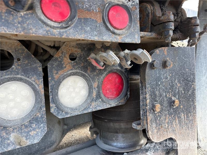 Western Star 4700SB 8x4 Twin-Steer Tri/A Dump Truck 덤프 트럭