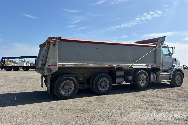 Western Star 4700SB 8x4 Tri/A Dump Truck 덤프 트럭