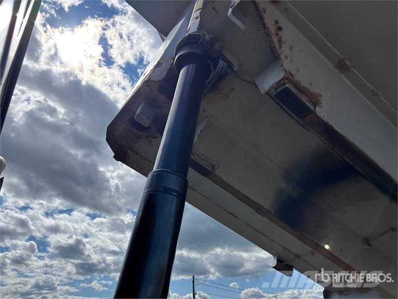 Western Star 4700SB 8x4 Twin-Steer Tri/A Dump Truck 덤프 트럭