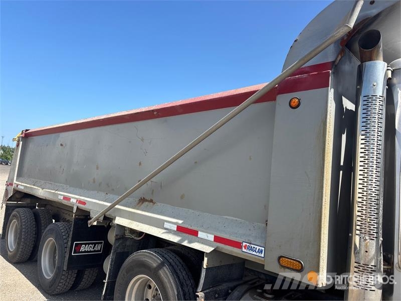 Western Star 4700SB 8x4 Tri/A Dump Truck 덤프 트럭