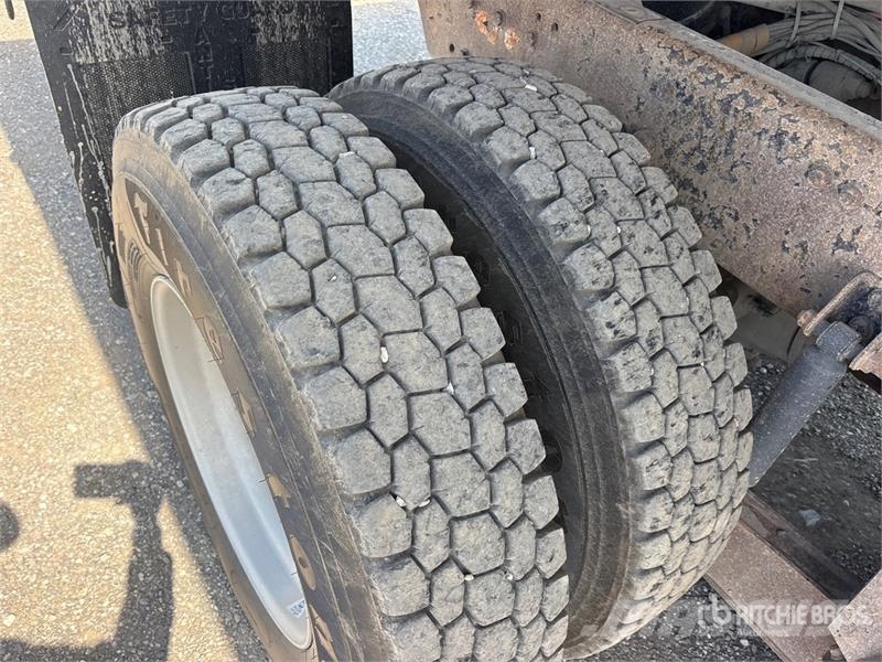 Western Star 4700SB 8x4 Tri/A Dump Truck 덤프 트럭