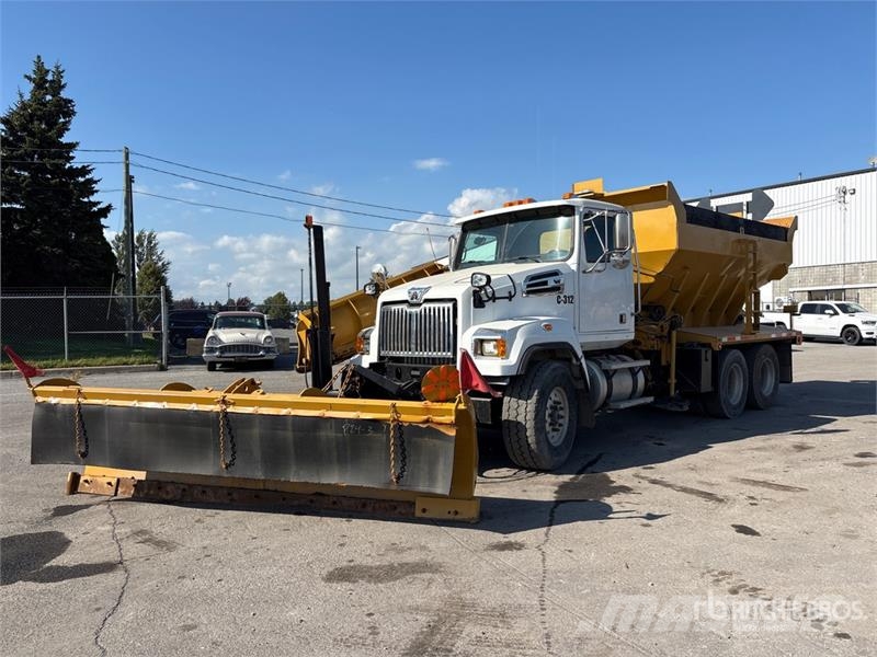 Western Star 4700SF 6x4 Snow Plow Truck Общински/универсални превозни средства