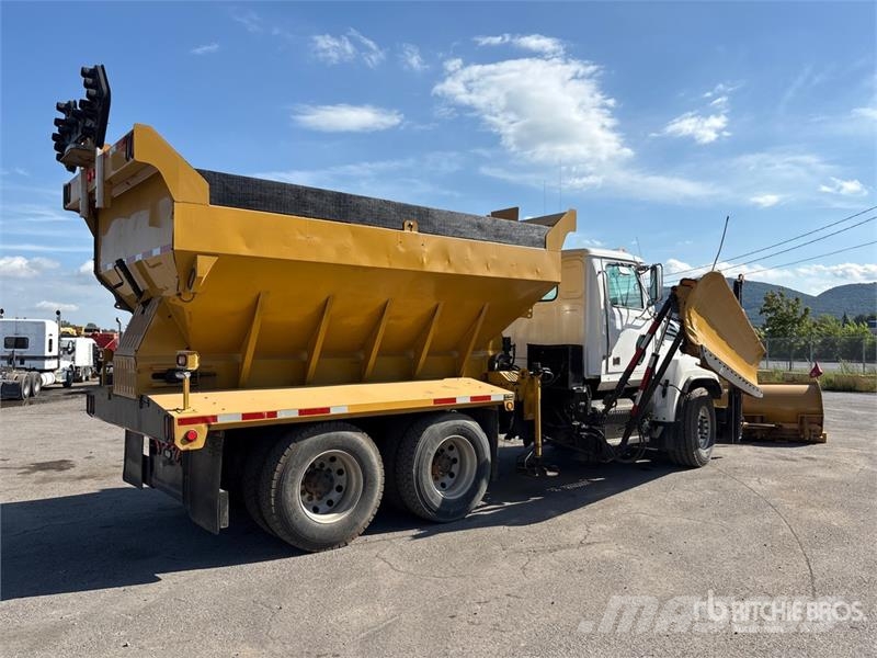 Western Star 4700SF 6x4 Snow Plow Truck Общински/универсални превозни средства